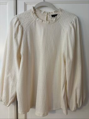 Current Air Cream Ruffle-Neck Long Sleeve Blouse size small